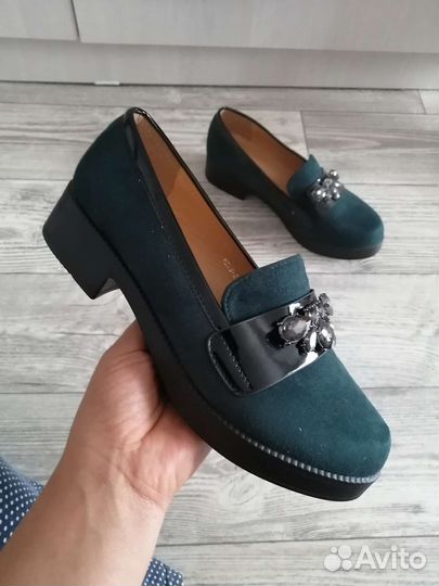 Туфли лоферы женские