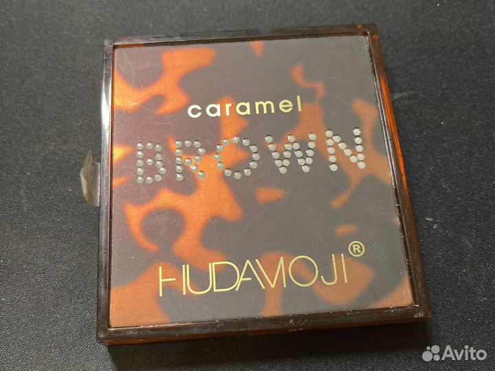 Палетка теней caramel brown