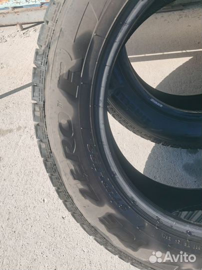 Pirelli Ice Zero FR 225/60 R18
