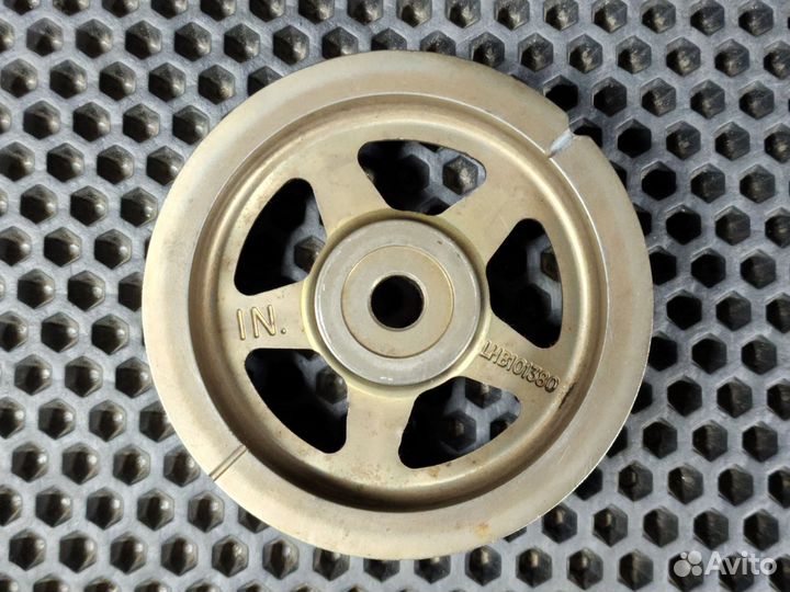 Шестерня впускного распредвала LHB101380