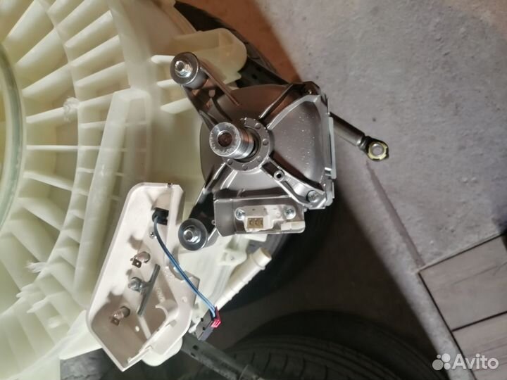 Мотор от стиральной машины Samsung WW65K42E00S