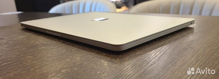 Apple macbook pro 13 2017