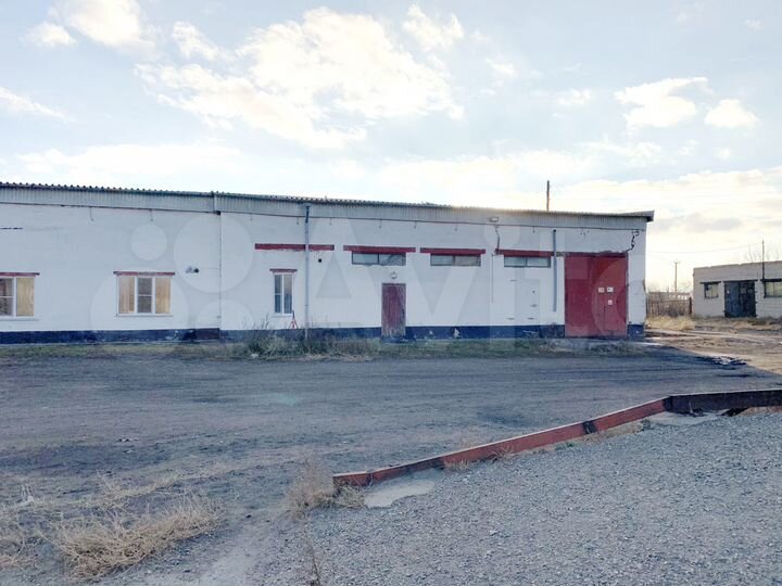 Здание 2069.5 м² + Участки