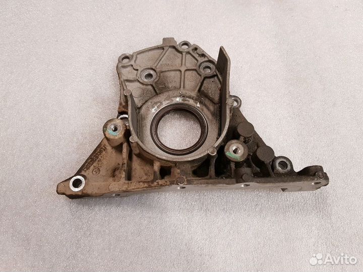 Крышка двигателя 135116136R коленвала Рено