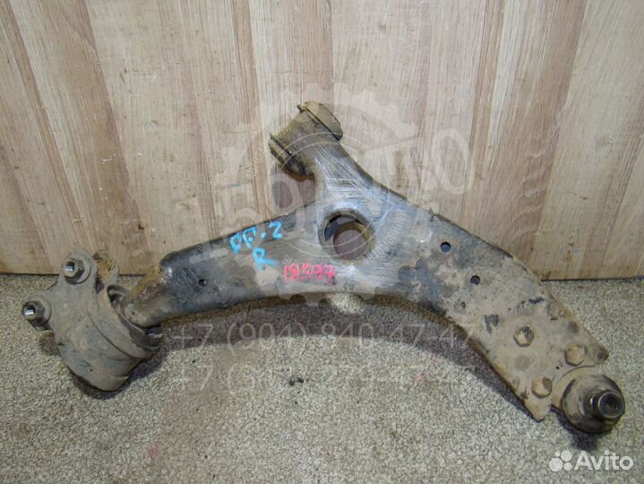 Рычаг передний правый Ford Focus 2