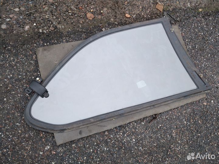 Стекло боковое заднее BMW E36 compact
