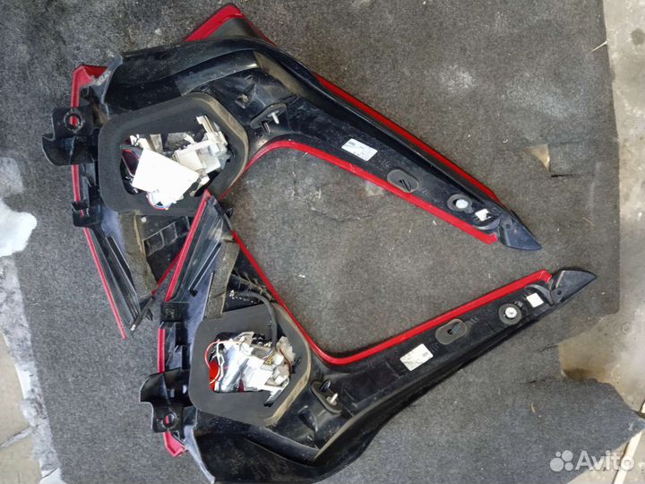 Фонари задние Вольво В60