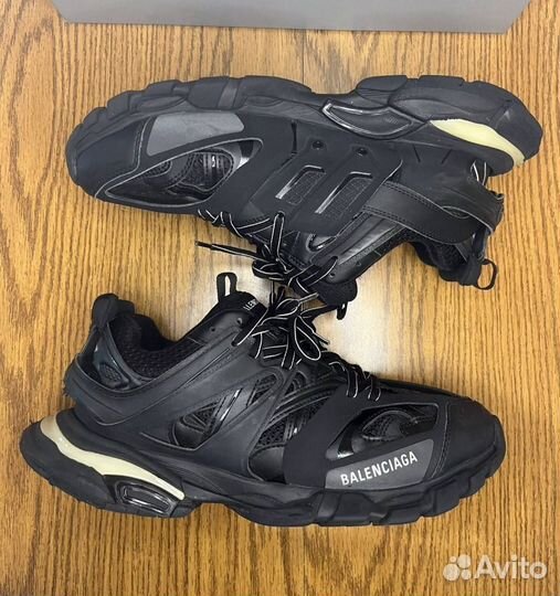 Balenciaga track 1 LED