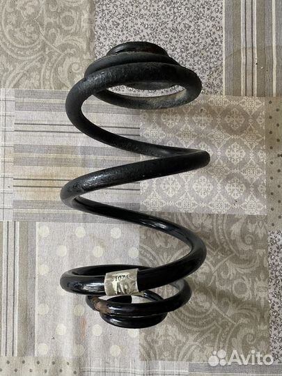 Пружина задняя от Opel Mokka