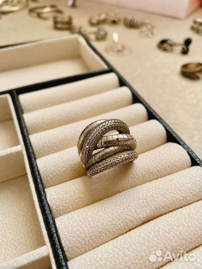 Серебряное кольцо