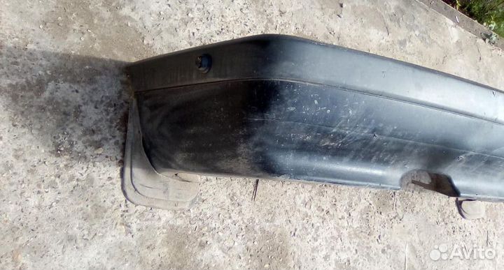 Задний бампер Audi 80 B3