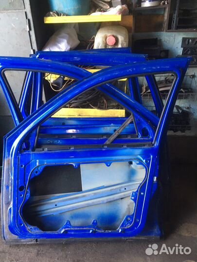 Двери Гольф 4 Бора