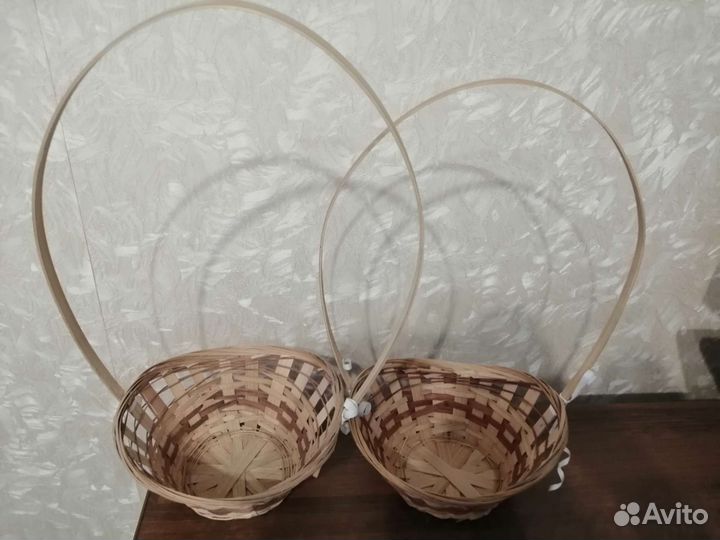 Корзина плетёная подарочная