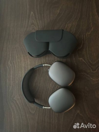 AirPods Max Space Grey