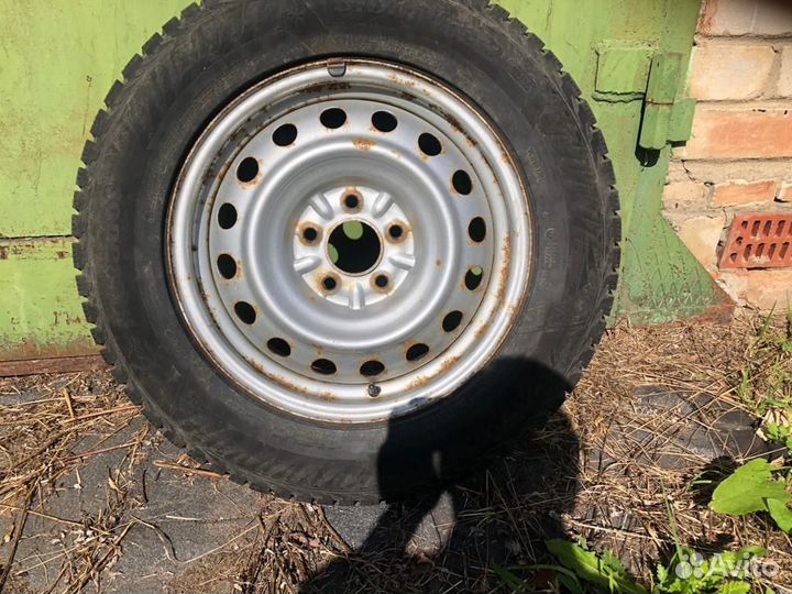 Matador MP 30 Sibir Ice 2 215/65 R16 102T