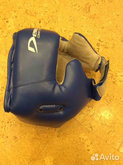 Шлем + защита голени