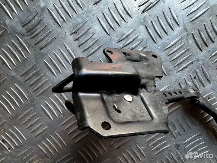 Замок капота audi a6 allroad c5 (2000 - 2005) 4z7823480