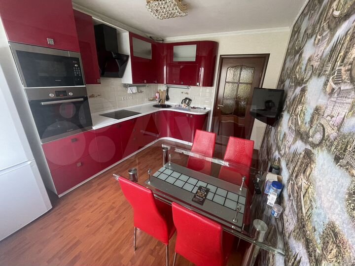 3-к. квартира, 75 м², 5/14 эт.