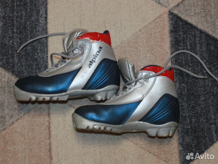 Детские лыжные ботинки Alpina 30 размер