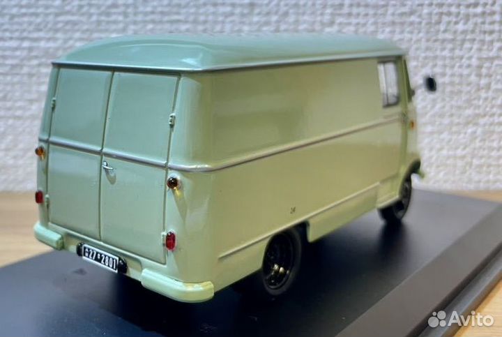 Mercedes L319 Schuco 1/43