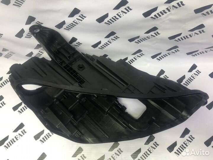 Правый корпус фары Mercedes-Benz GLE w167 2018-н.в