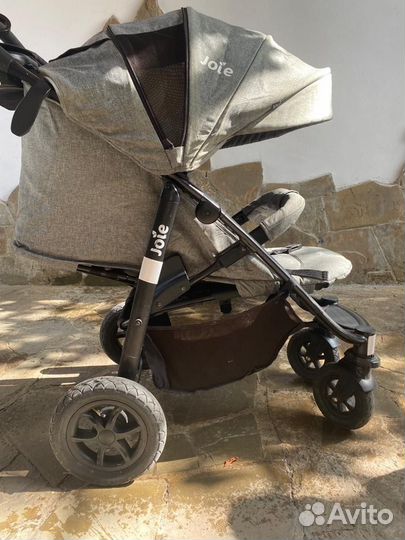 Прогулочная коляска joie litetrax 4