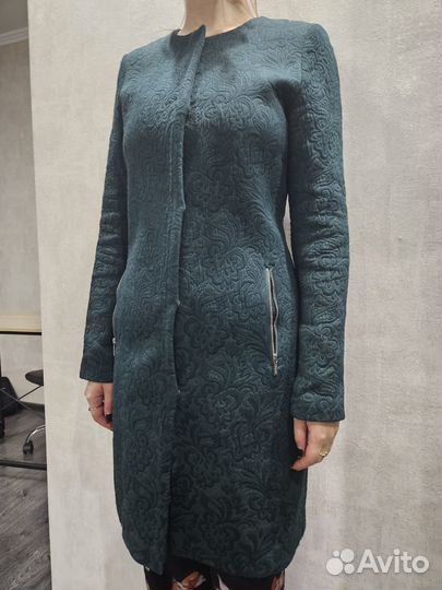 Демисезонное пальто 34 размер