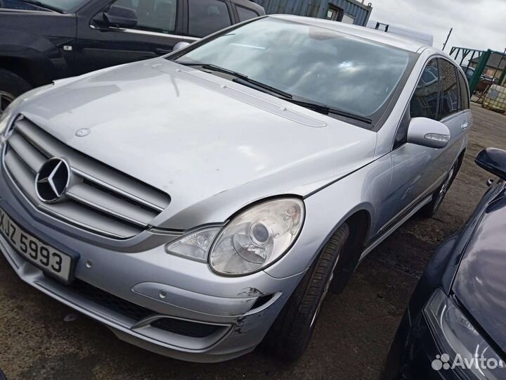 Радиатор интеркулера mercedes benz R-class W251 20