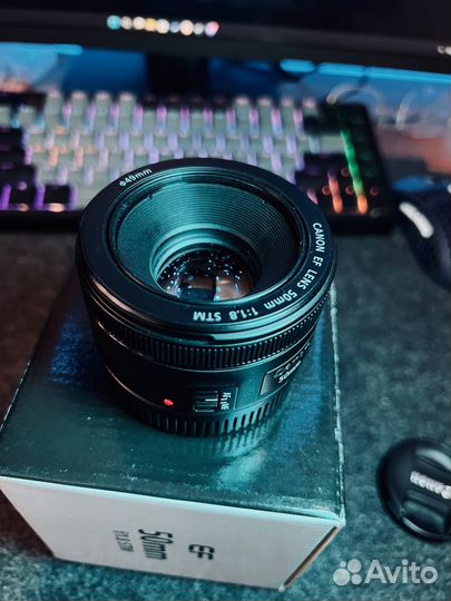 Объектив Canon EF 50mm f/1.8 STM
