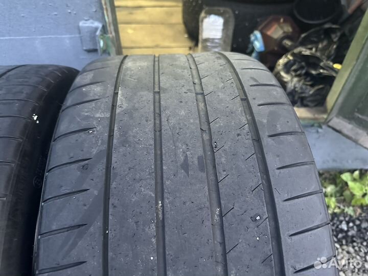 Michelin Pilot Sport 4 S 235/35 R20 и 265/35 R20 99Y