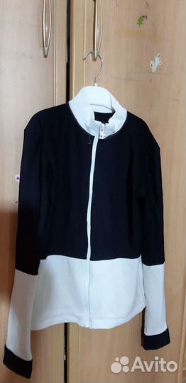 Спортивная кофта для фигурного катания