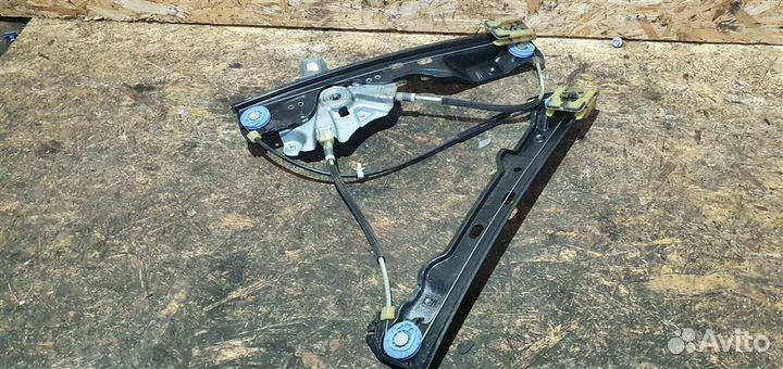 Стеклоподъемник электрический передний правый Ope