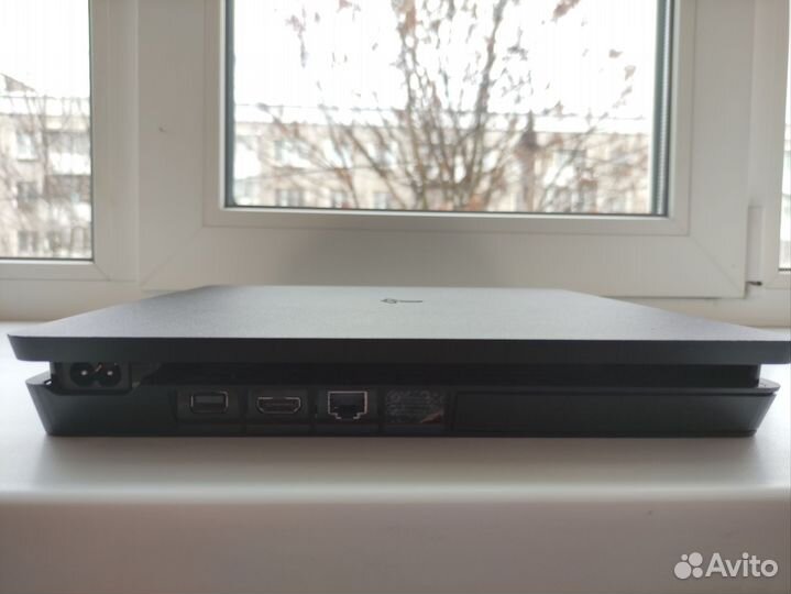 Sony PlayStation 4 slim 1tb