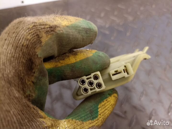 Резистор отопителя для VW Passat B3