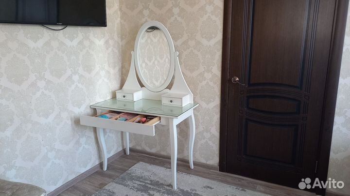 Туалетный столик