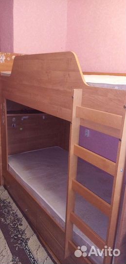 Двухъярусная кровать бу с матрасами