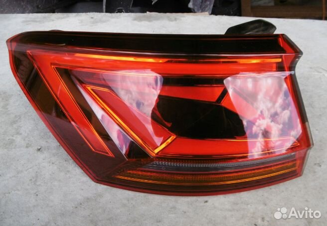 Фонарь задний левый VW touareg 3 LED matrix euro