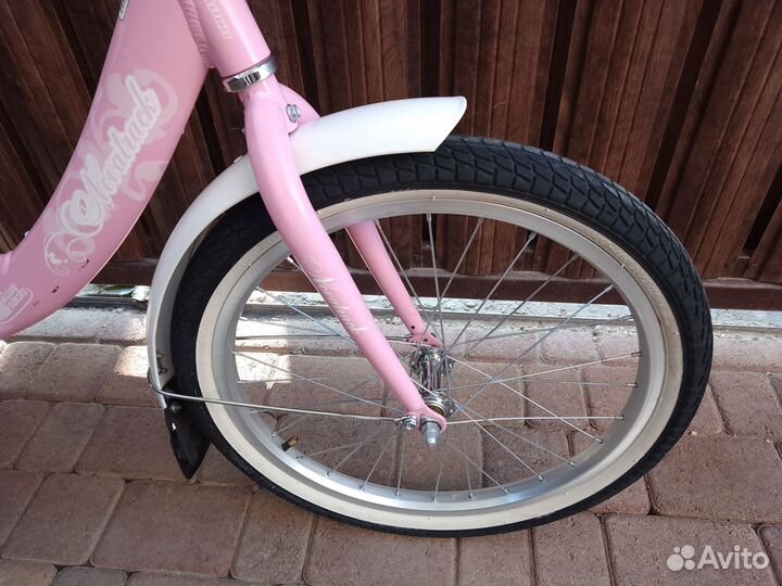 Велосипед Novatrack Girlish колеса 20