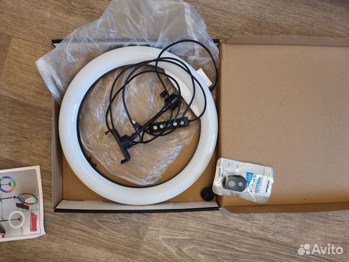 Кольцевая LED-лампа 33 см цветная