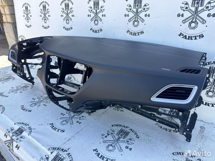 Торпедо с подушкой безопасности Hyundai Solaris 2