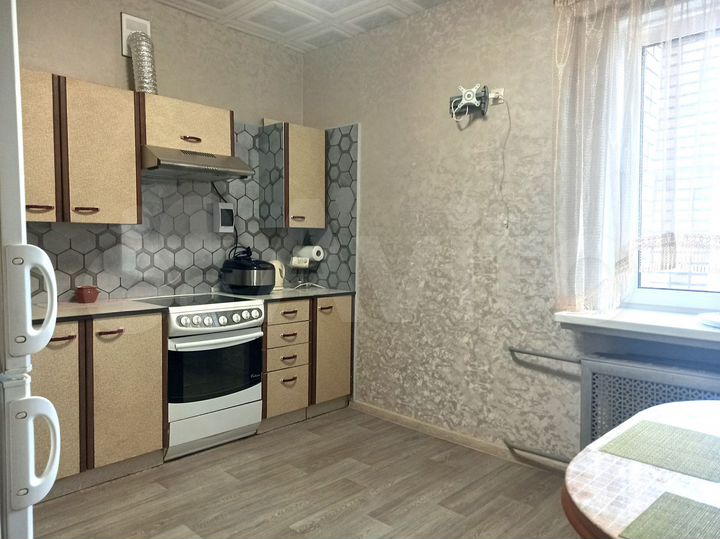 3-к. квартира, 71 м², 8/14 эт.