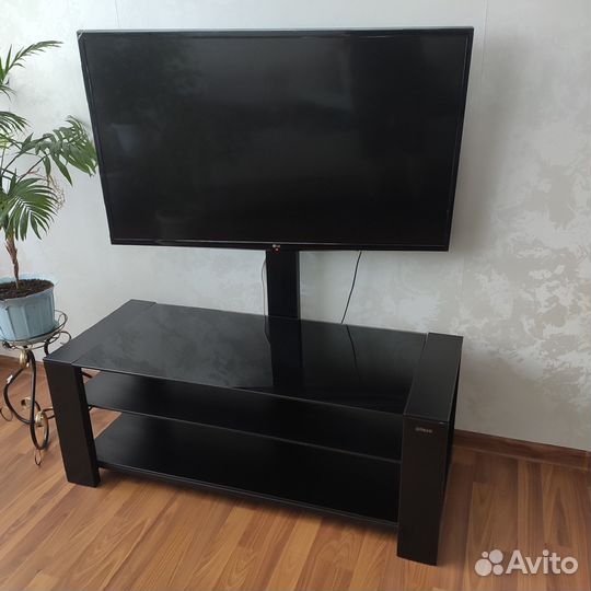Тумба под телевизор напольная бу