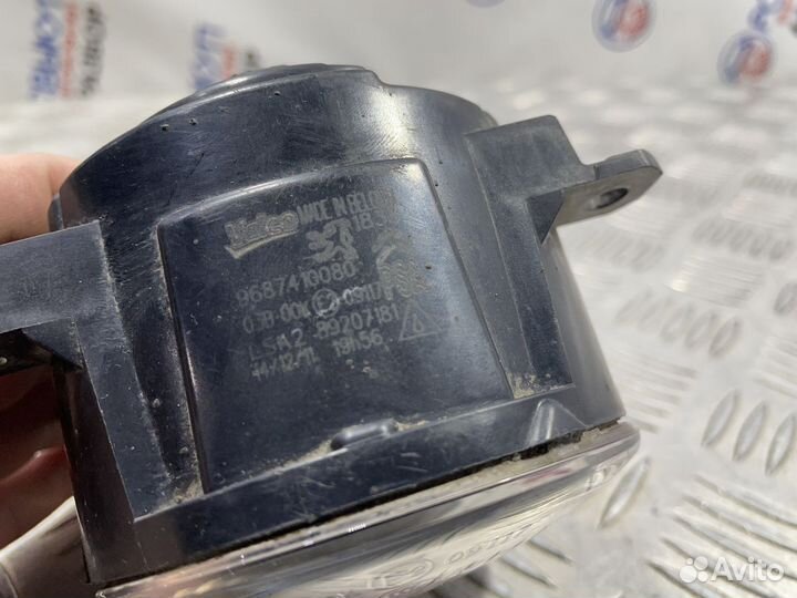 Фара противотуманная Peugeot 308 T7