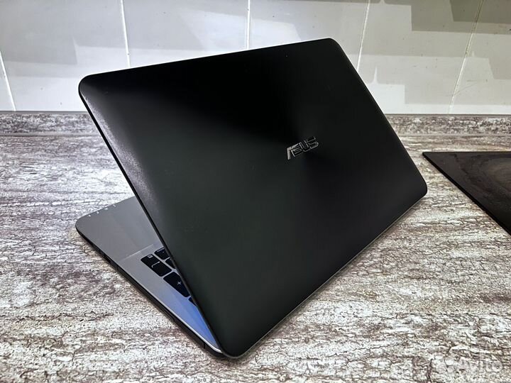 Asus Core i7-5500U/GeForce 930M/12 Gb/SSD 240 Gb