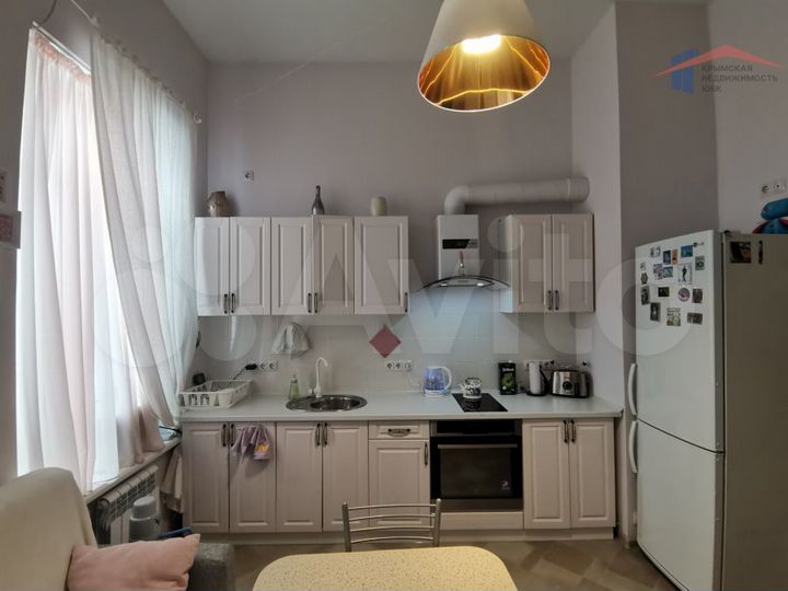 Дом 165,4 м² на участке 2 сот.