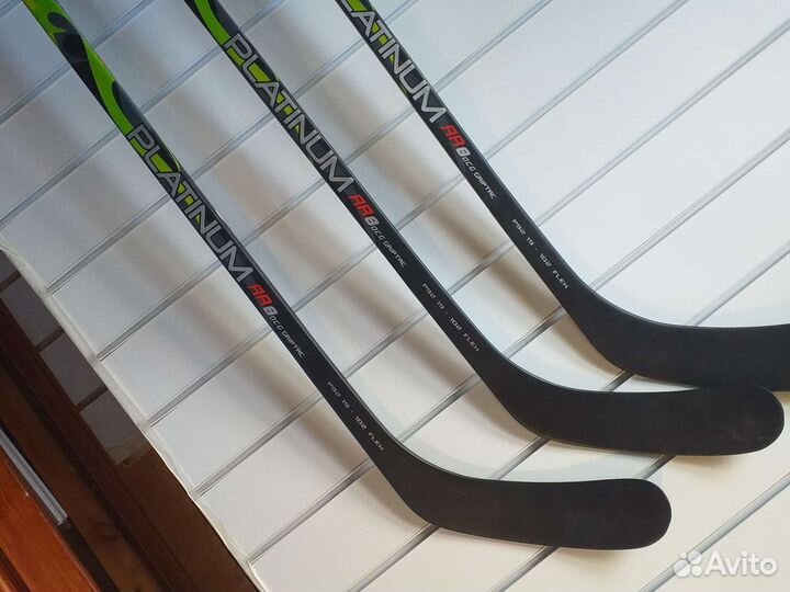 Клюшка взрослая новая 102/19