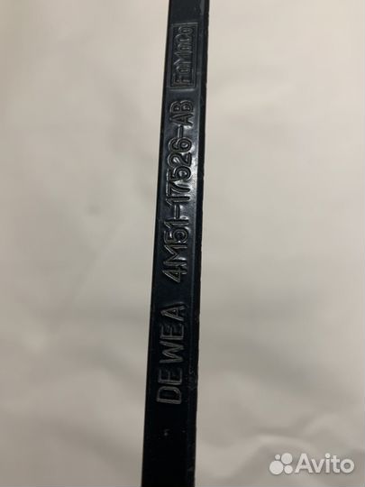 Поводок стеклоочистителя правый BMW X5 E70 X6 E71