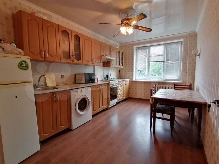 2-к. квартира, 58 м², 3/5 эт.