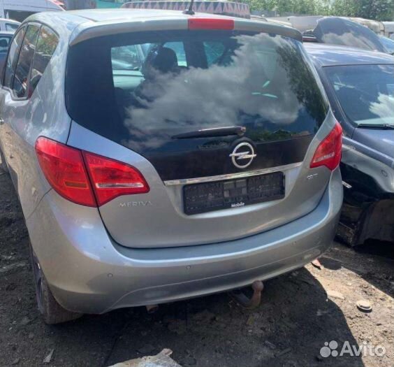 Opel Meriva B 2011 г по запчастям