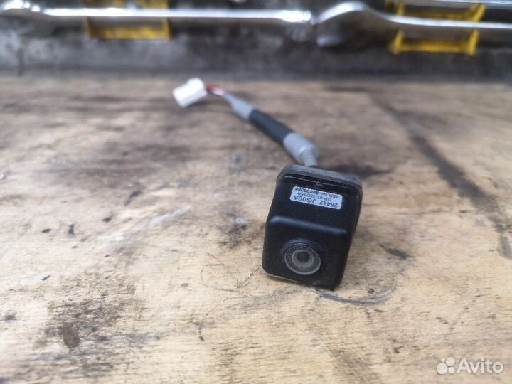 Камера заднего вида Ниссан Х-Трейл Т31